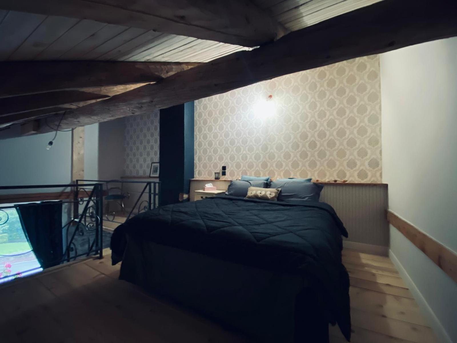 L'Instant Present Apartamento Echallon Exterior foto