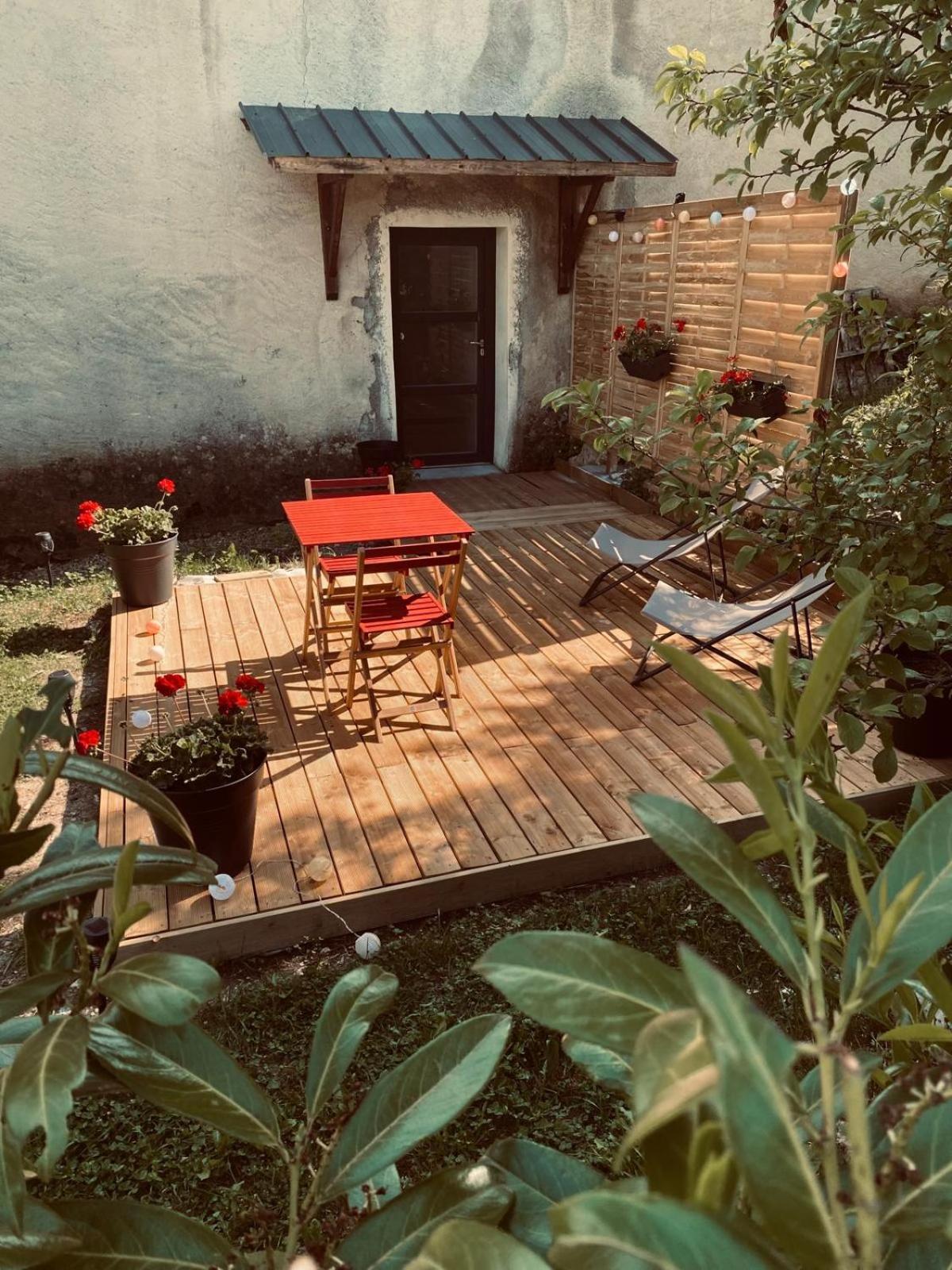 L'Instant Present Apartamento Echallon Exterior foto